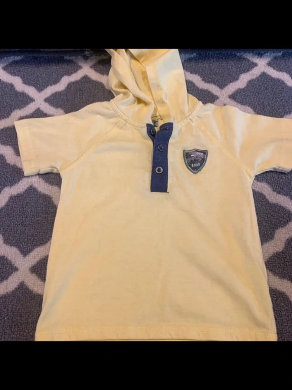 Boys 2t clothing shirt bundle